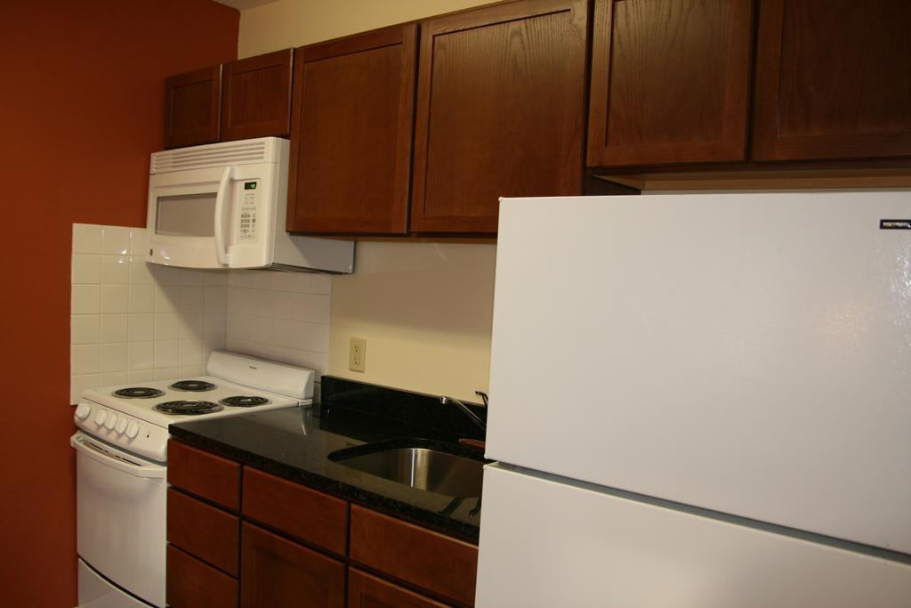 Affordable Suites Sumter Room photo
